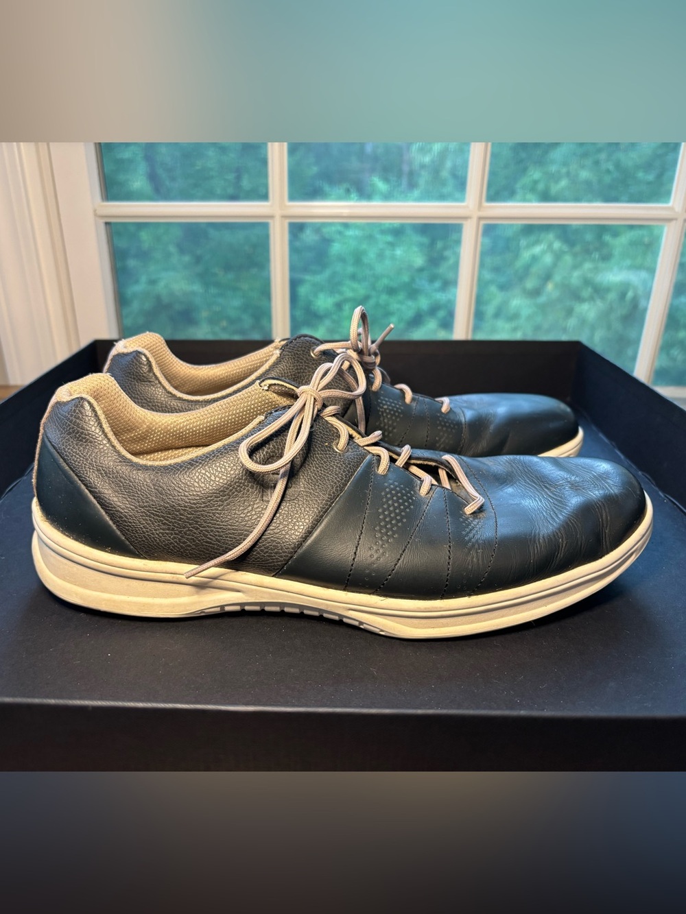 FootJoy Men's Contour Casual Leather Golf Shoes in Black